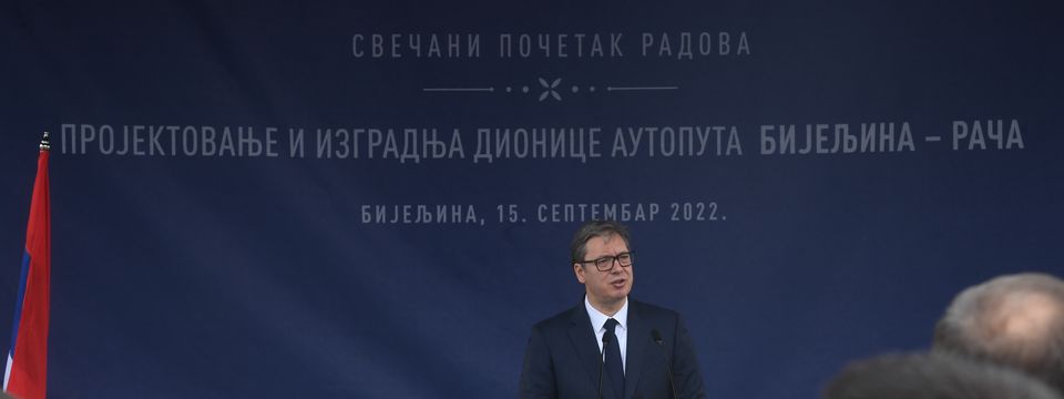 Председник Вучић присуствовао свечаности поводом почетка изградње деонице ауто-пута Бијељина – Рача