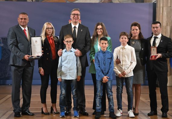 Odlikovanja kapetana sa KiM