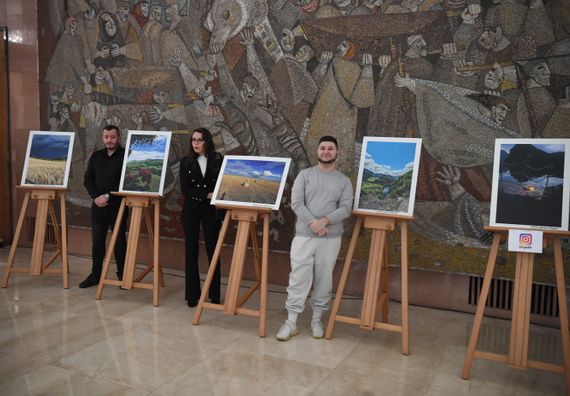 Predsednik Vučić dodelio nagrade autorima fotografija sa konkursa „Naša najlepša Srbija“