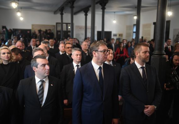 Predsednik Vučić prisustvovao Sretenjskoj akademiji ”Knežev zapis”