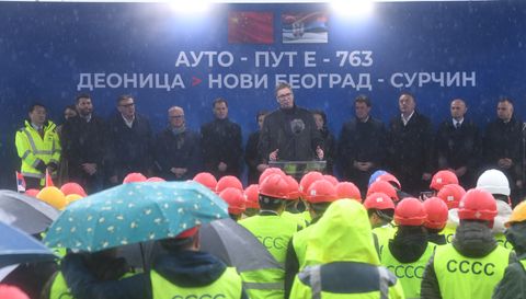 Председник Вучић присуствовао церемонији отварања деонице аутопута E-763 „Милош Велики“ Нови Београд – Сурчин