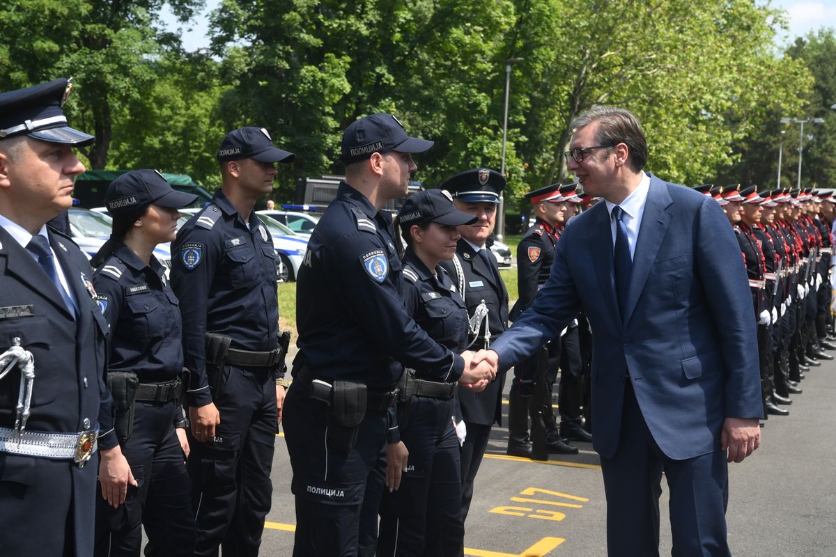 Predsednik Vučić prisustvovao manifestaciji povodom obeležavanja Dana Ministarstva unutrašnjih poslova i Dana policije