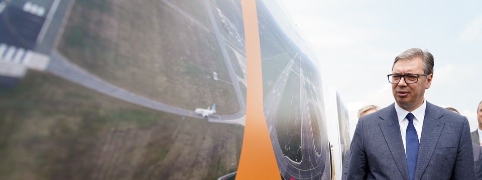 Председник Вучић присуствовао церемонији пуштања у рад нове полетно-слетне писте на Аеродрому Никола Тесла Београд