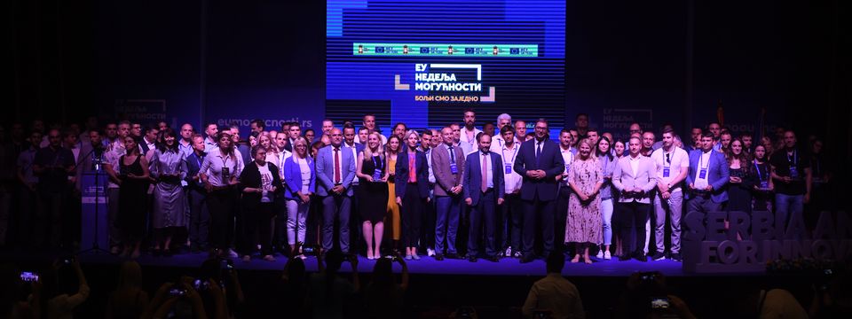 Председник Вучић присуствоваo додели сертификата српским иноваторима који су успешно конкурисали за помоћ Фонда за иновациону делатност