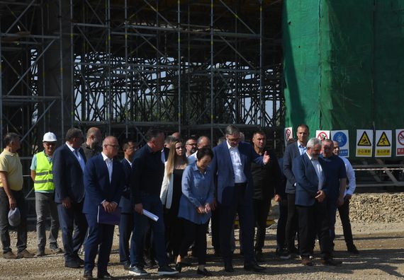 Predsednik Vučić obišao radove na izgradnji brze saobraćajnice od petlje Požarevac, preko Velikog Gradišta do opštine Golubac