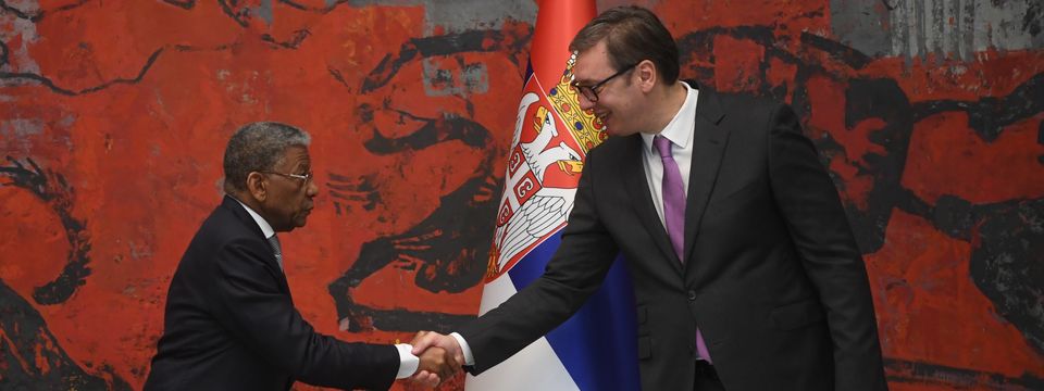 Akreditivna pisma ambasadora Angole