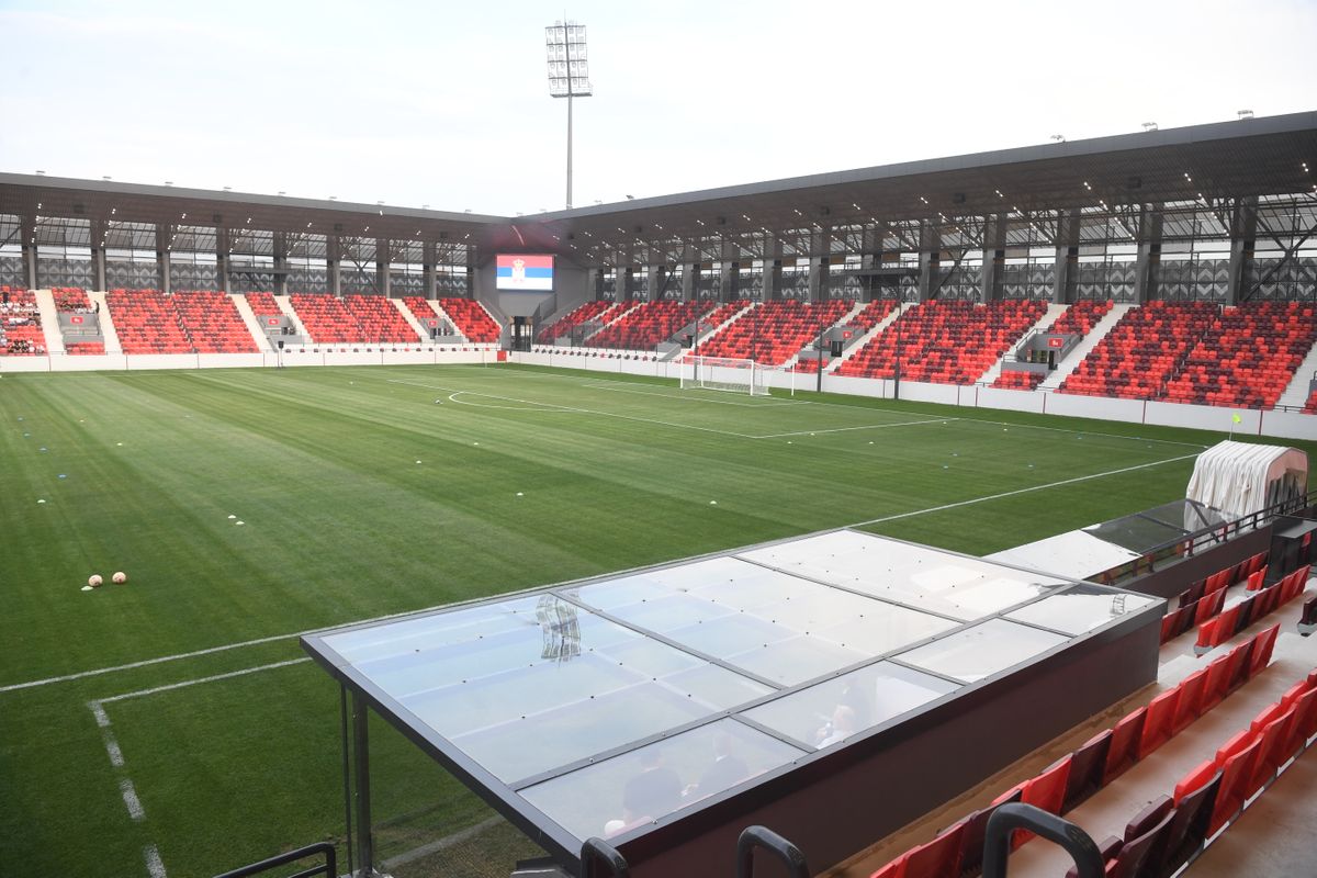 Predsednik Vučić obišao novoizgrađeni stadion Dubočica