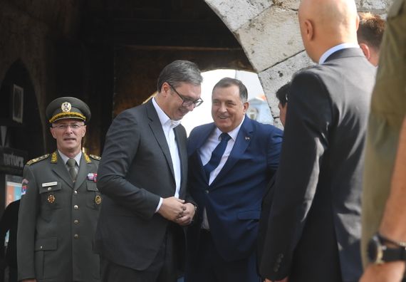 Predsednik Vučić prisustvovao prikazu naoružanja, vojne opreme i dela sposobnosti Vojske Srbije