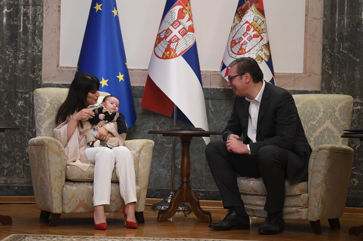 Predsednik Vučić primio porodicu Janković iz Pasjana