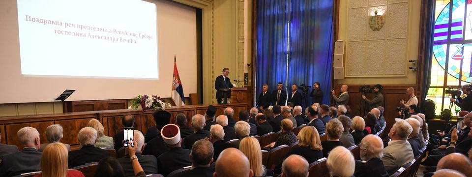 Predsednik Vučić prisustvovao svečanosti obeležavanja Dana Srpske akademije nauka i umetnosti