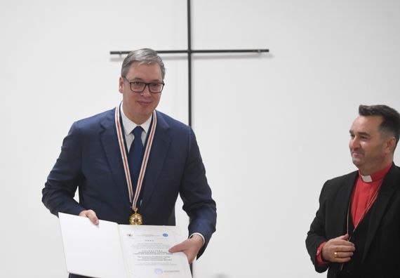Predsednik Vučić primio Orden prvog stepena Slovačke Evangeličke a.v. crkve