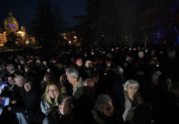 Predsednik Vučić uručio odlikovanja zaslužnim pojedincima i institucijama povodom Dana državnosti Srbije