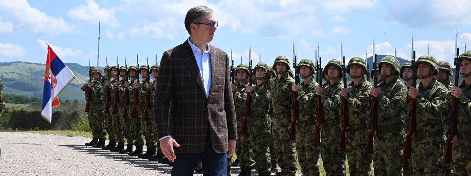 Председник Вучић присуствовао опитној здруженој тактичкој вежби с бојевим гађањем „Ватрени удар 2024“