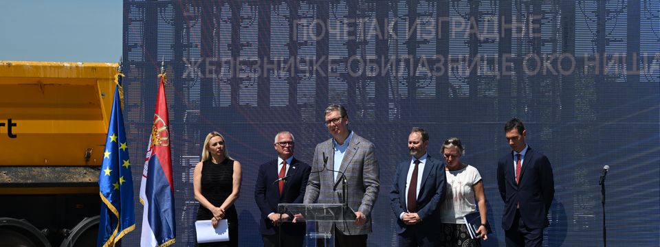 Председник Вучић присуствовао почетку изградње железничке обилазнице око Ниша
