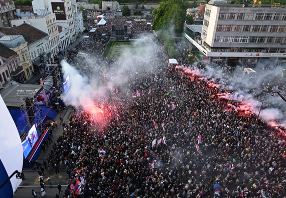 1747509200842-gol3700.jpg
