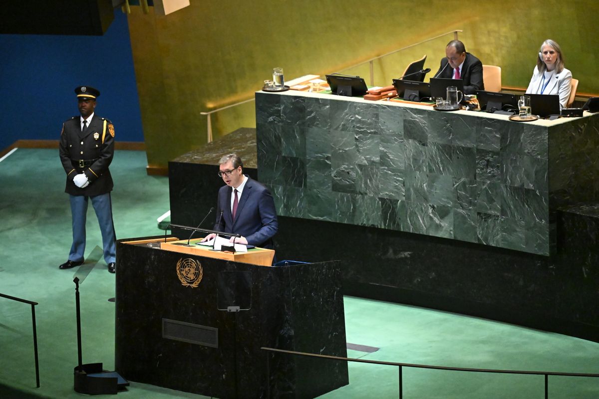 gol8227.jpg gol8227.jpg