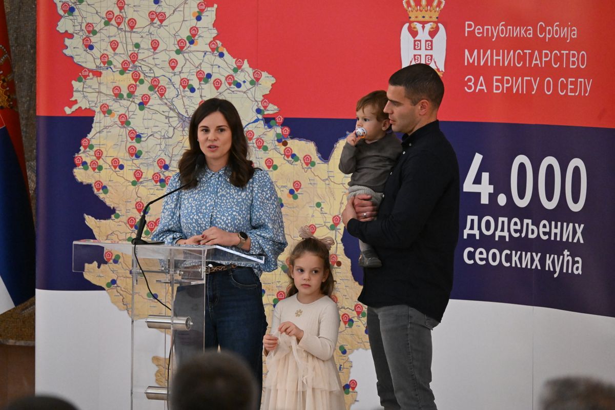 gol2937.jpg gol2937.jpg