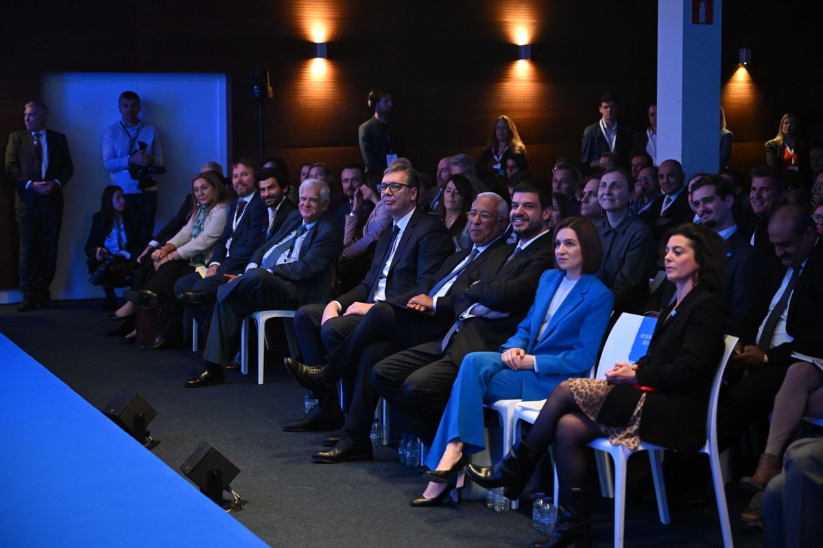 gol5448.jpg gol5448.jpg