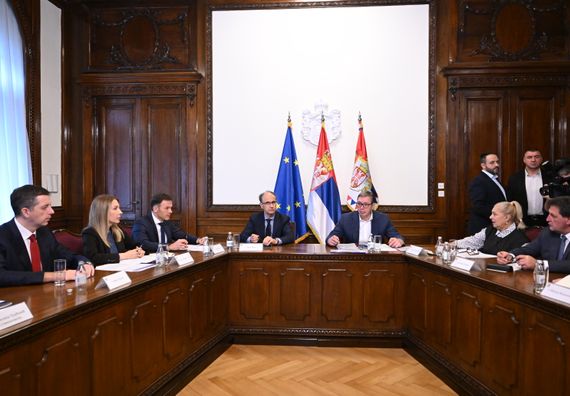 Састанак са тимовима задуженим за енергетску стабилност и безбедност земље