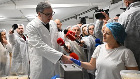 Посета Нишу