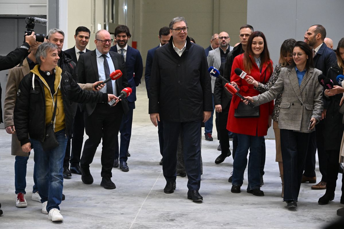 Посета Нишу Посета Нишу