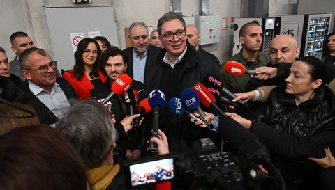 Посета Нишу