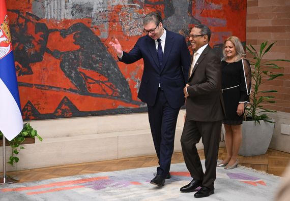 Predaja akreditivnih pisama novoimenovanih ambasadora