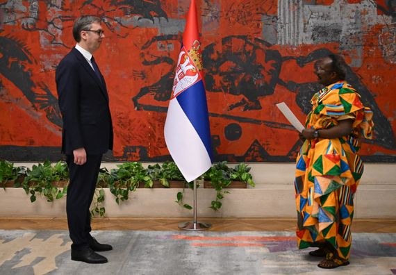 Predaja akreditivnih pisama novoimenovanih ambasadora