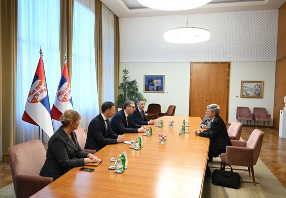 Састанак са Џефријем Саксом