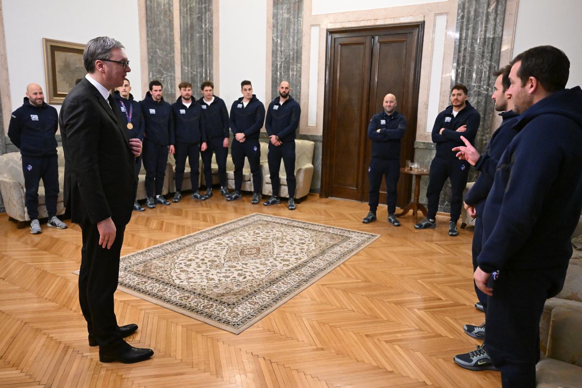 Пријем за чланове ватерполо репрезентације Србије Пријем за чланове ватерполо репрезентације Србије