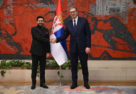 Акредитивна писма новоименованих амбасадора