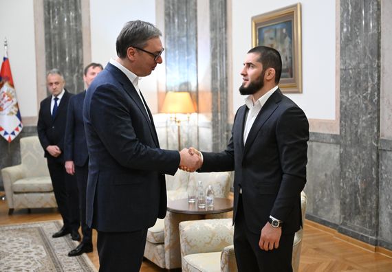 ММА борац Ислам Махачев