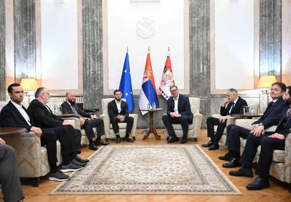 ММА борац Ислам Махачев