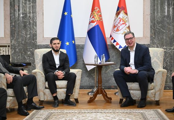 ММА борац Ислам Махачев