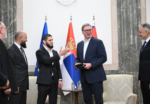 ММА борац Ислам Махачев