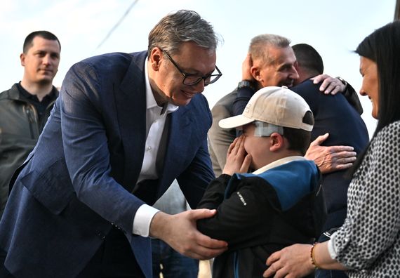 Посета породици Кнежевић