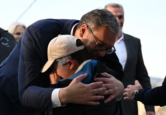 Посета породици Кнежевић