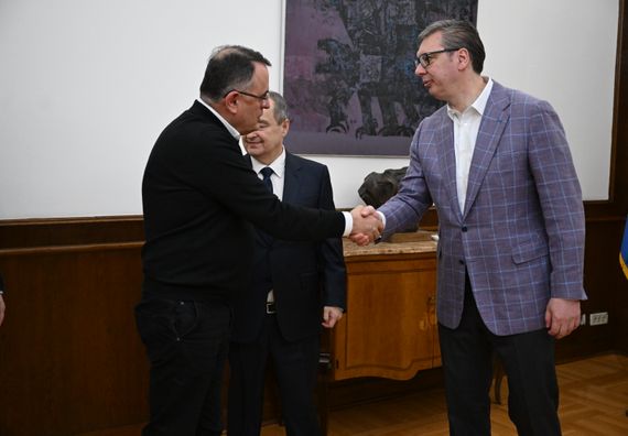 Наставак консултација са представницима странака