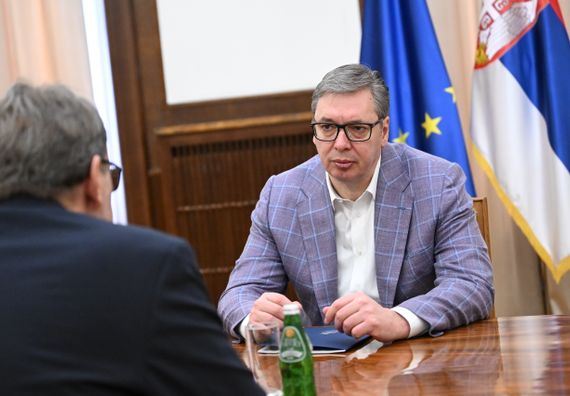 Наставак консултација са представницима странака