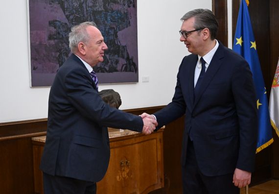 Наставак консултација