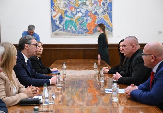 Наставак консултација