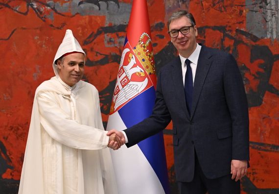 Предаја акредитивних писама