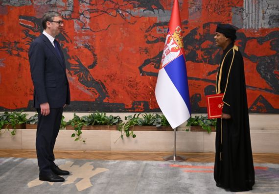 Предаја акредитивних писама