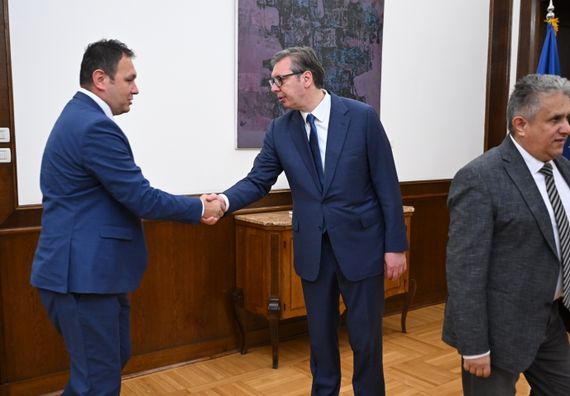 Наставак консултација