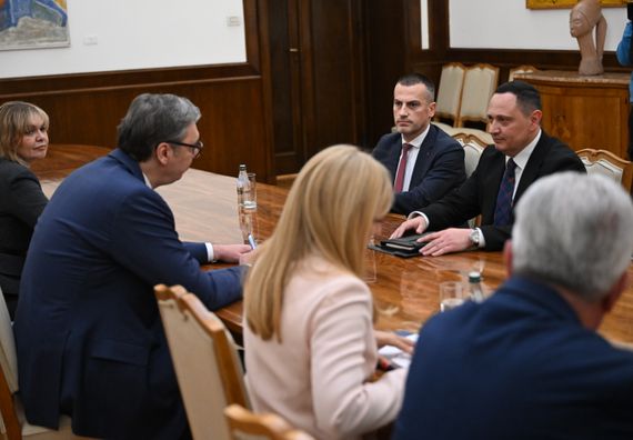 Наставак консултација