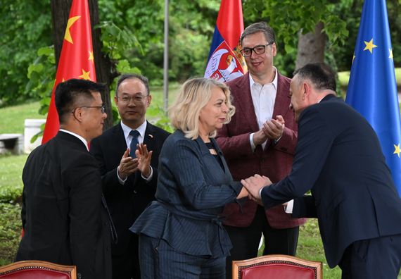 Ceremonija potpisivanja dokumenata za izgradnju puta ,,Vožd Karađorđe”
