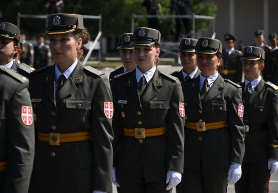 Промоцијa најмлађих официра Војске Србије