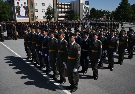 Промоцијa најмлађих официра Војске Србије