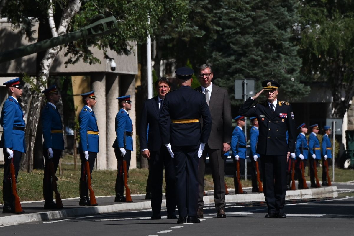 Промоцијa најмлађих официра Војске Србије