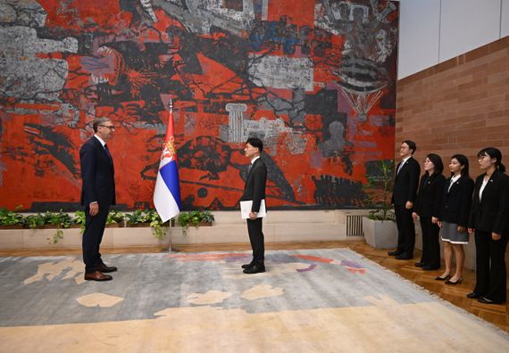 Предаја акредативних писама